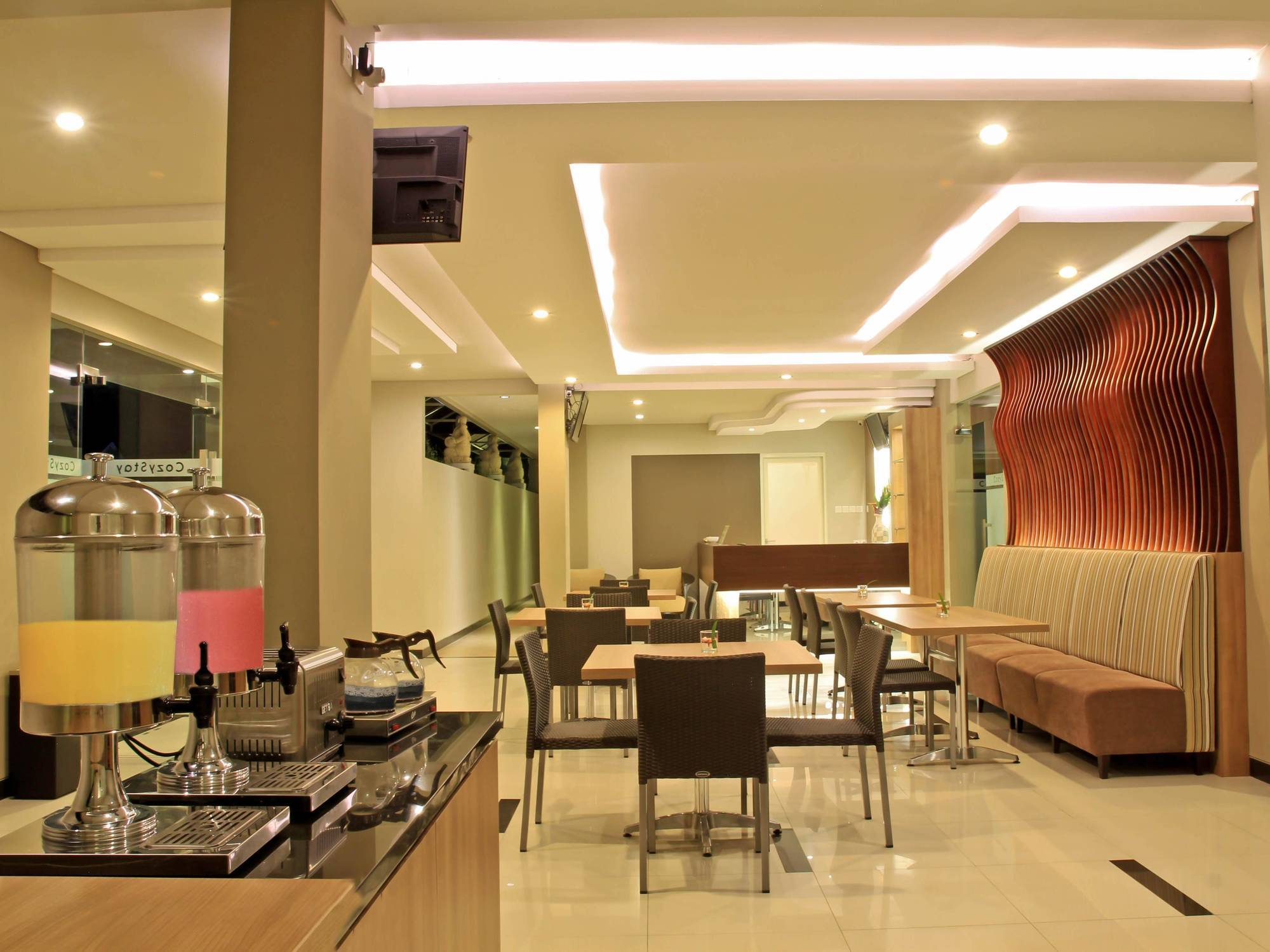 Choice Stay Hotel Denpasar Buitenkant foto